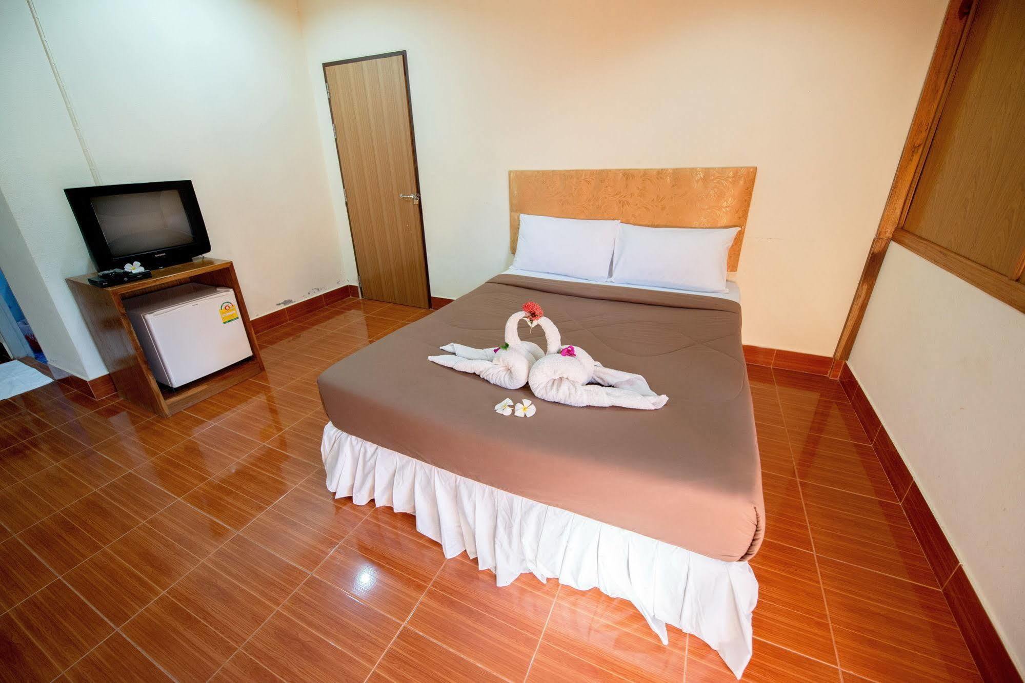 Poonsap Resort Ko Lanta Extérieur photo