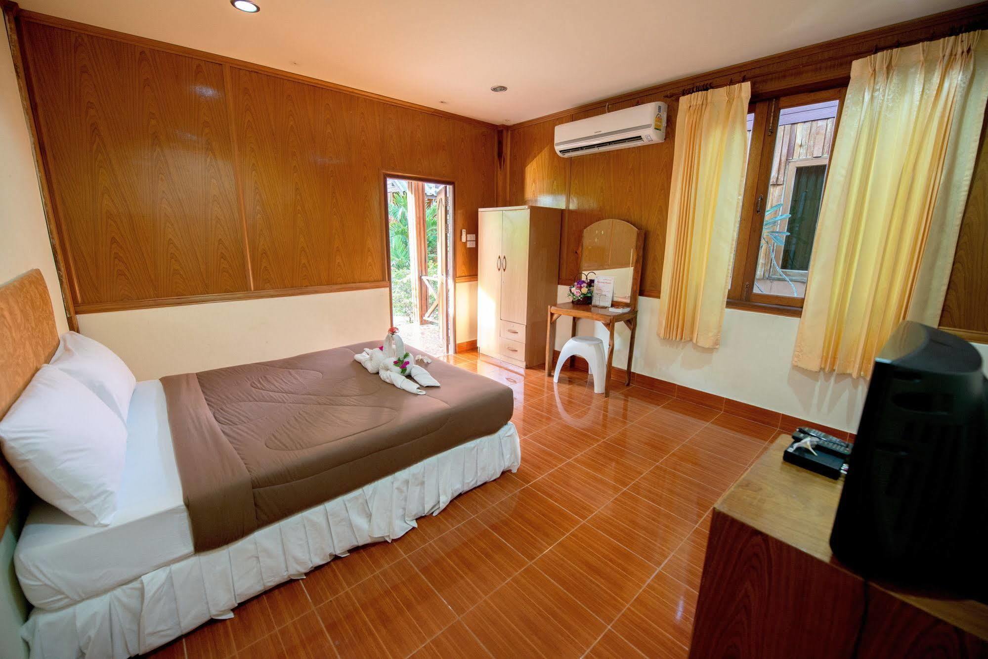 Poonsap Resort Ko Lanta Extérieur photo